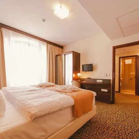 Park Hotel Heviz Ξενοδοχείο 3*