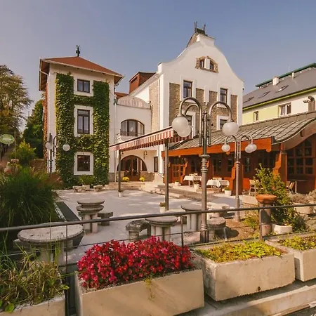 Park Hotel Heviz Ξενοδοχείο
